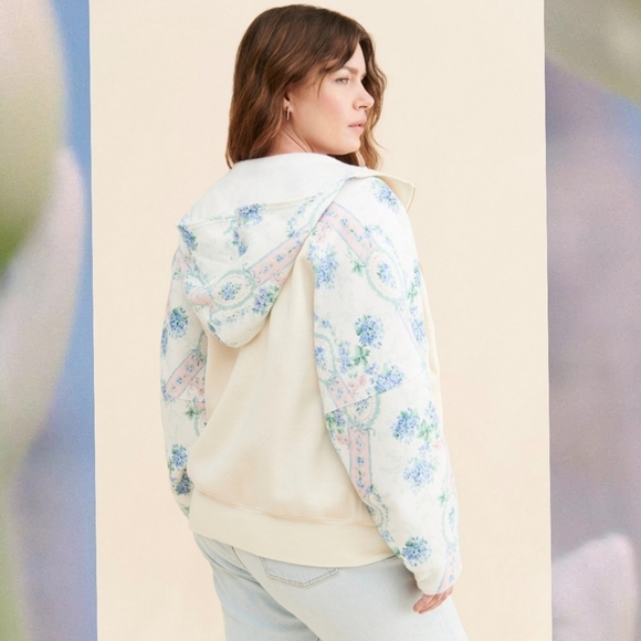 SELKIE Brooklyn Hoodie - Picture 3 of 12